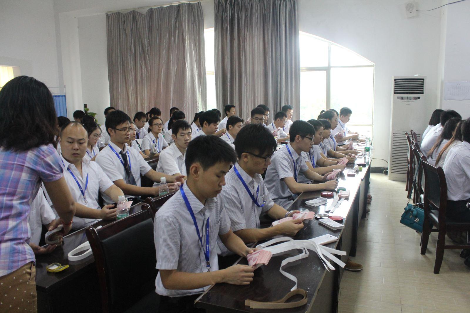 針對(duì)企業(yè)老板的財(cái)務(wù)培訓(xùn)(階梯式水價(jià)針對(duì)企業(yè))